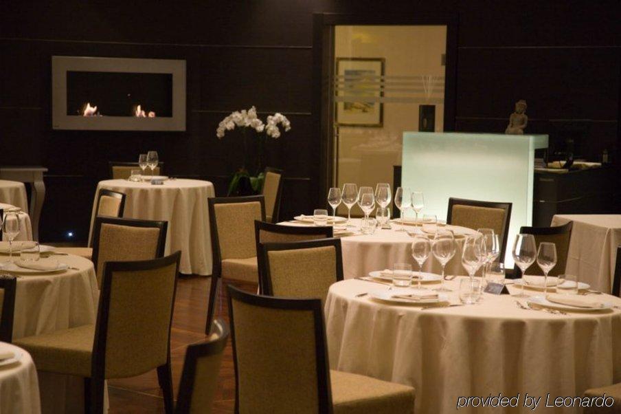 Hotel Federico II Йези Ресторант снимка