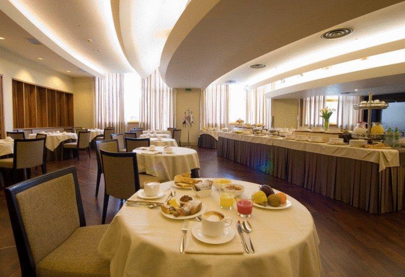 Hotel Federico II Йези Екстериор снимка